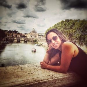 Meet your Posher, Dora